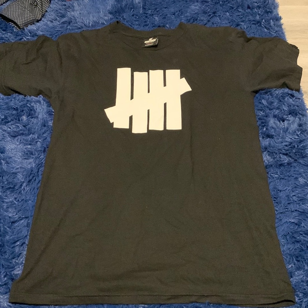 Mens Undefeated tee